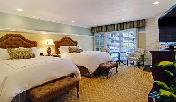 Wayside Inn image 34
