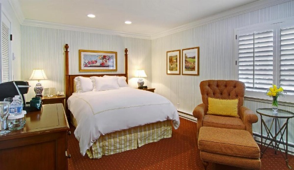 Wayside Inn image 55
