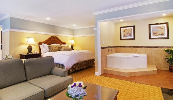 Wayside Inn image 56