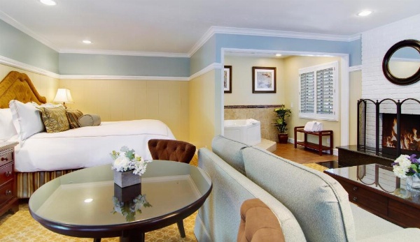 Wayside Inn image 58
