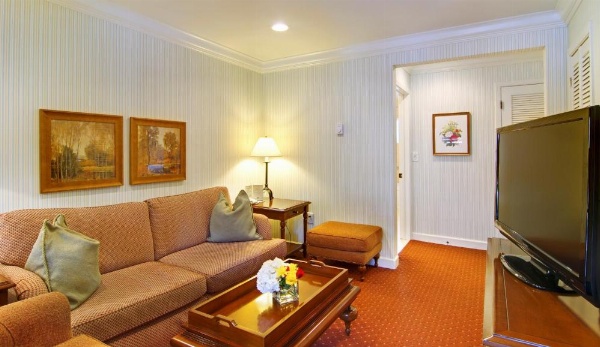 Wayside Inn image 60