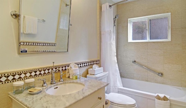 Wayside Inn image 62